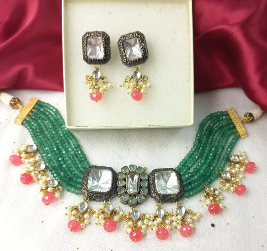 Avni Kundan Choker