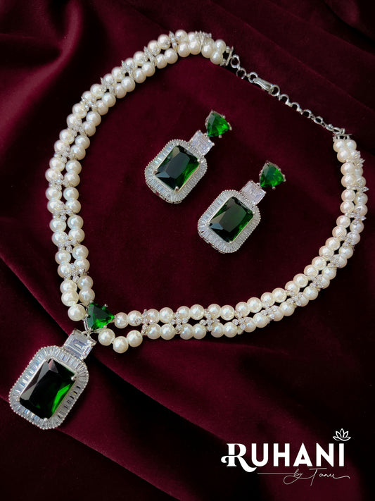 Pearl AD Emerald Coloured Set