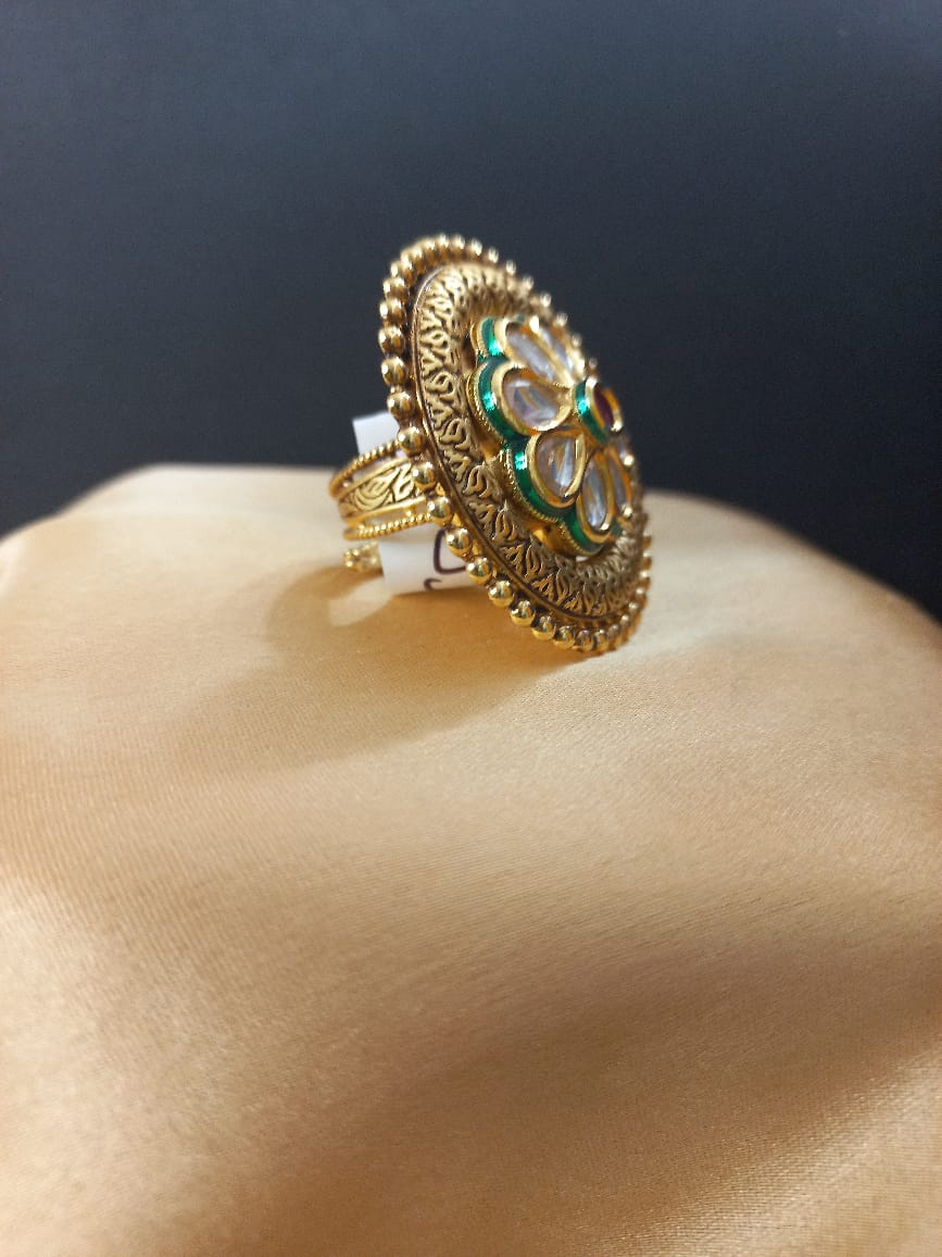 Ginni Kundan Ring