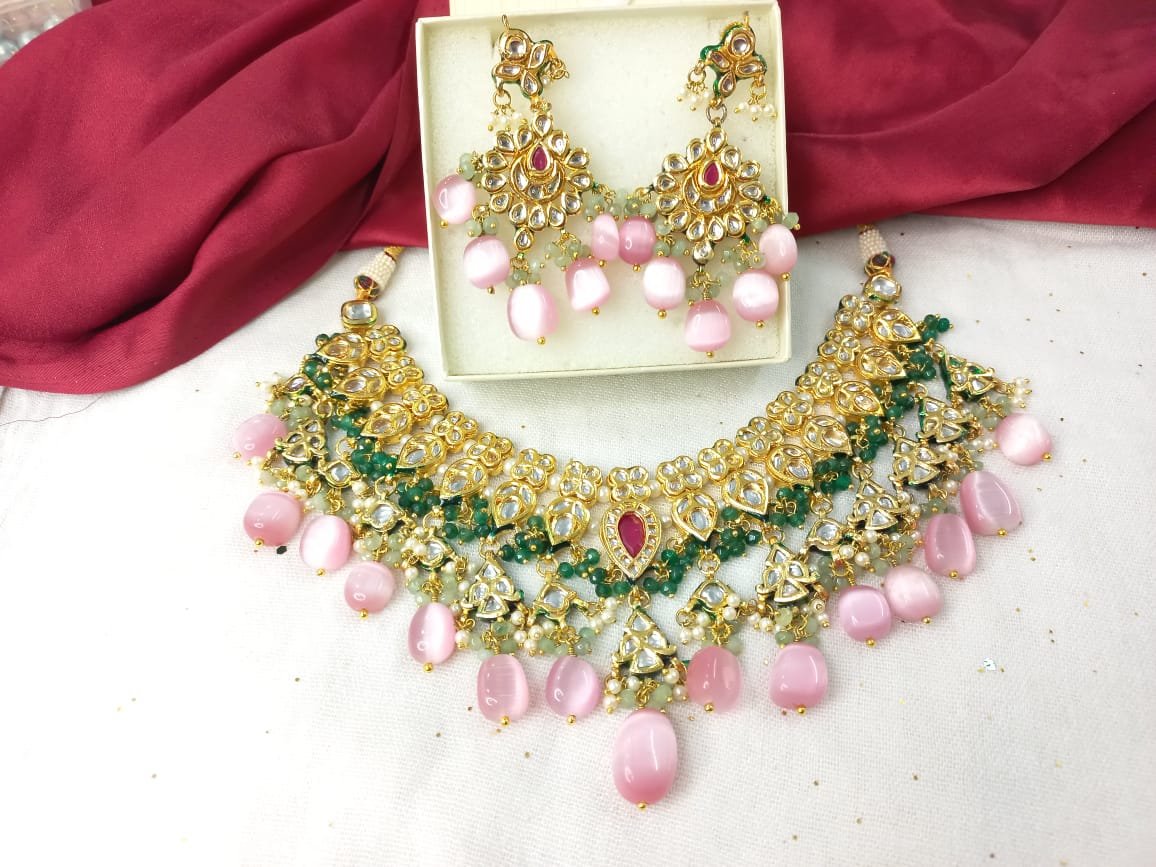 Nidhi Kundan Choker