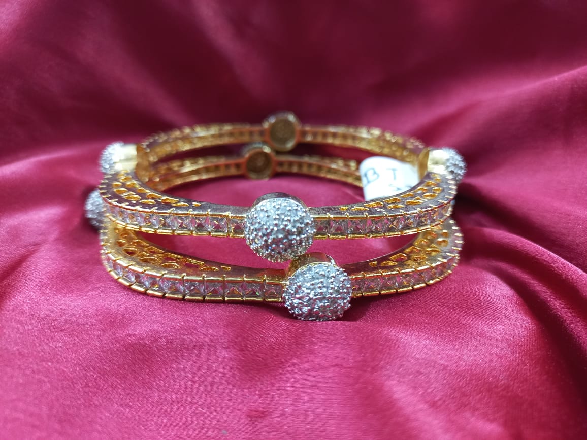 Ridhi American Diamond Bangles